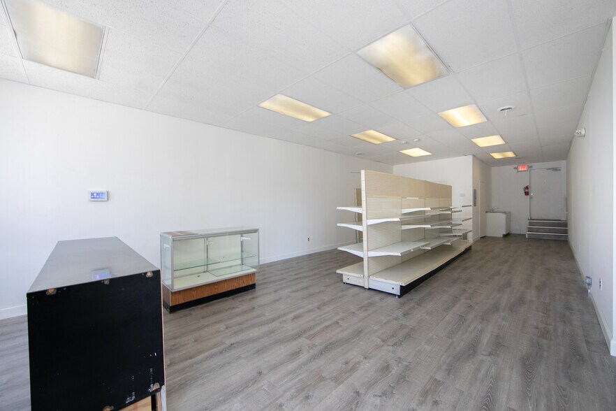 More Photos Of 12 N Black Horse Pike, Runnemede Storefront Retail Residential For Lease