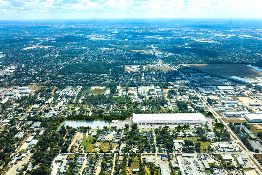 More Photos Of 11892 N Houston Rosslyn Rd, Houston Distribution For Sale
