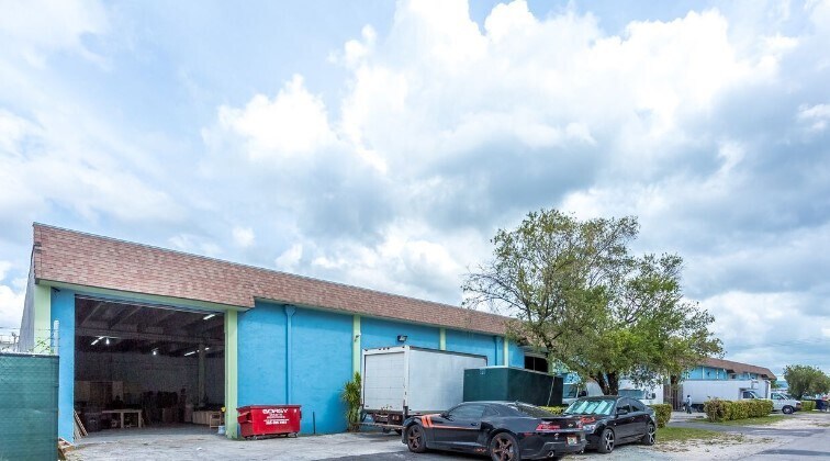 Primary Photo Of 3800-3300 NW 37th Ave, Miami Warehouse For Lease