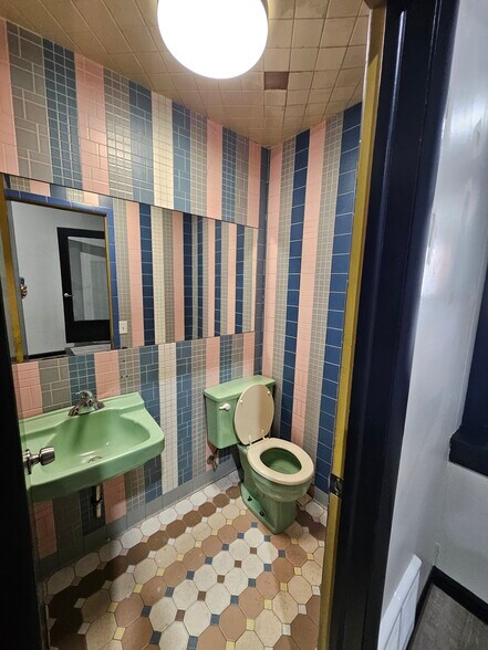 More Photos Of 312 Brodhead Ave, Bethlehem Storefront Retail Residential For Lease