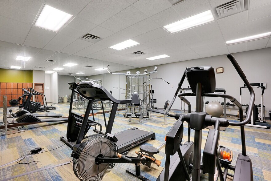More Photos Of 10000 Highway 55, Plymouth Office For Lease