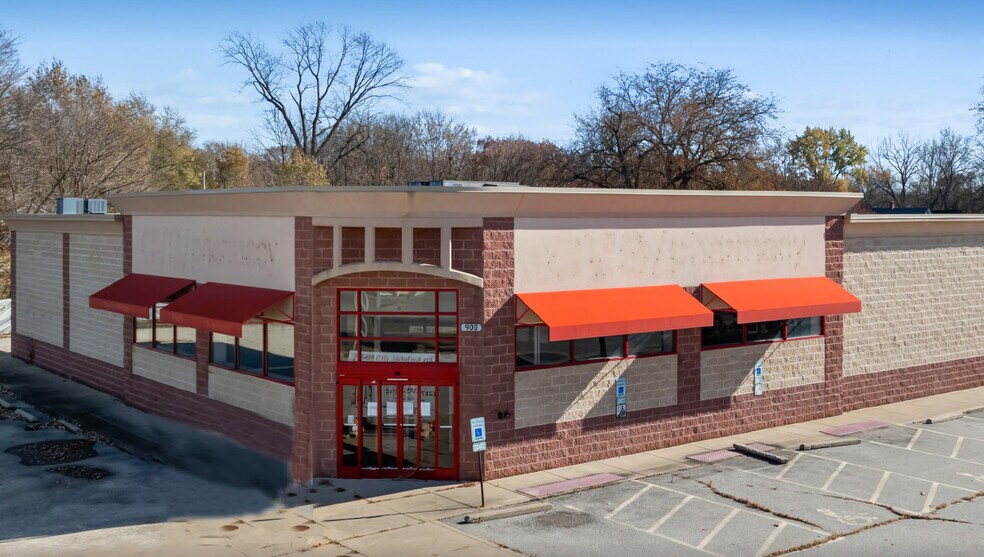 Primary Photo Of 900 E Main St, Danville Freestanding For Sale