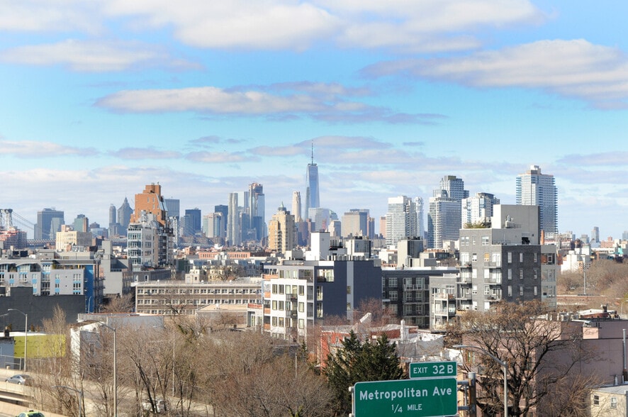 More Photos Of 518 Meeker Ave, Brooklyn Apartments For Sale