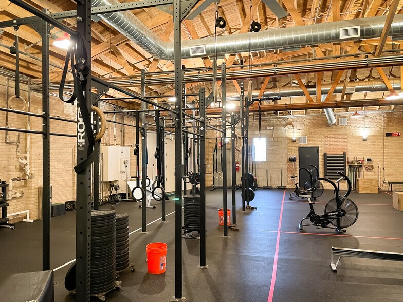 More Photos Of 2401 Main St, Evanston Warehouse For Sale