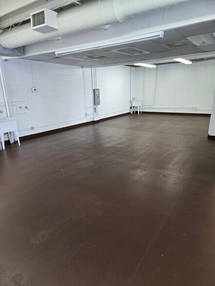 More Photos Of 3740 Overland Ave, Los Angeles Office For Lease