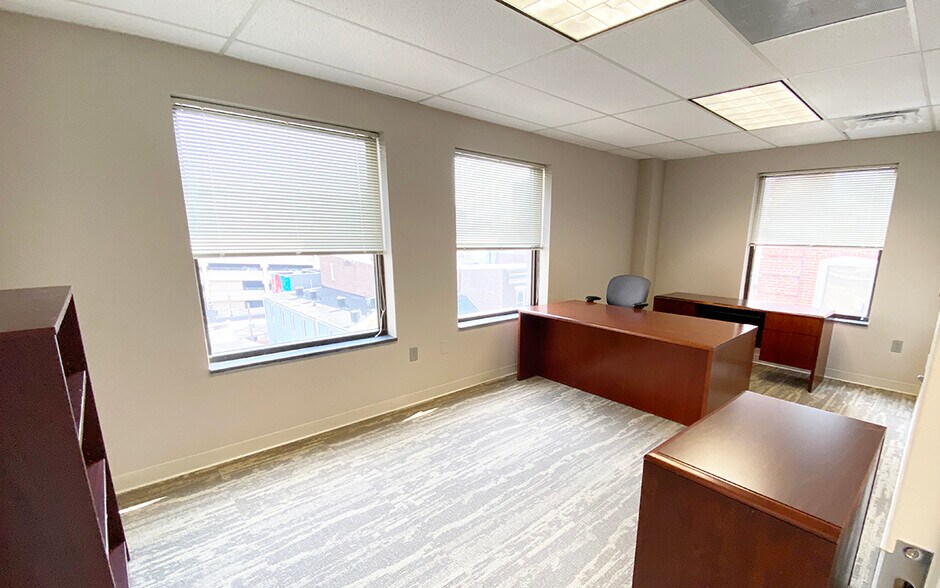 More Photos Of 225 Market St, Harrisburg Office For Lease