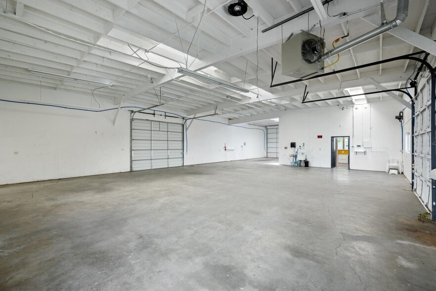More Photos Of 2475 Bluebell Dr, Santa Rosa Industrial For Lease