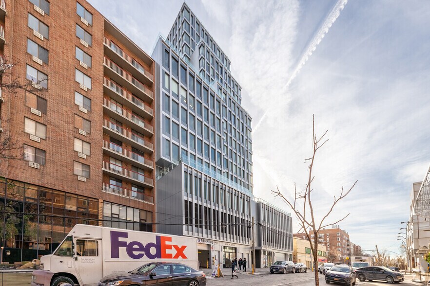 More Photos Of 136-18 Maple Ave, Flushing Apartments For Lease