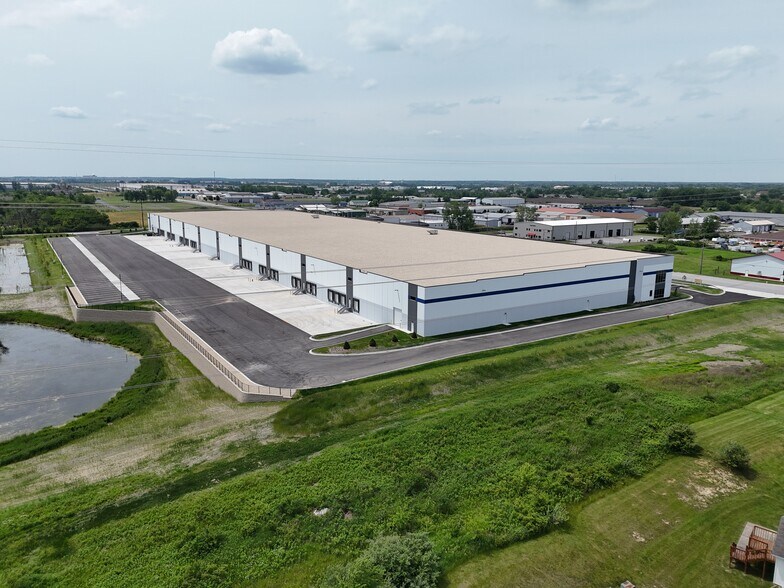 More Photos Of 8719 Mississippi St, Merrillville Distribution For Lease