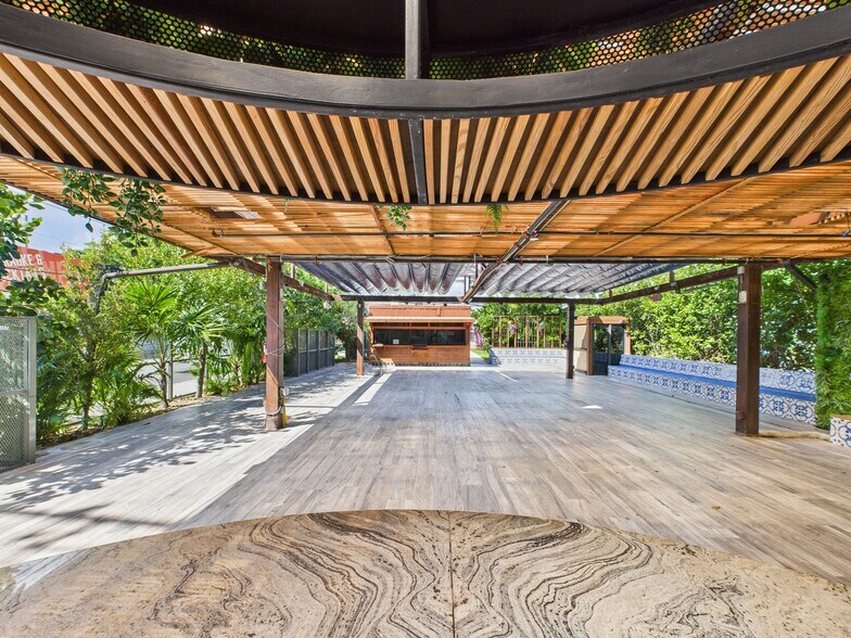 More Photos Of 2509 N Miami Ave, Miami Loft Creative Space For Lease