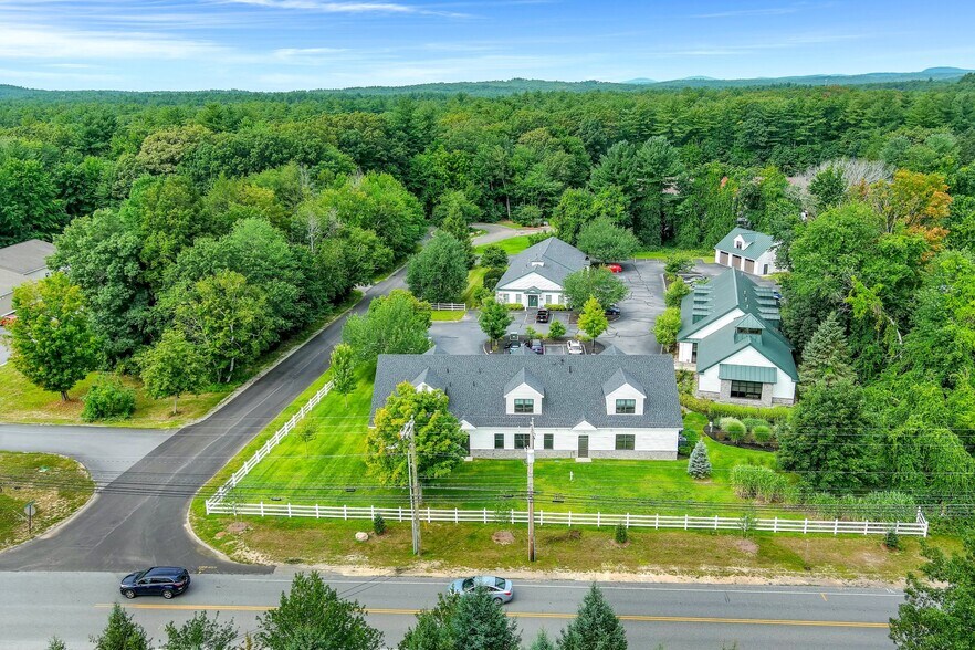 More Photos Of 288 S River Rd, Bedford Medical For Lease