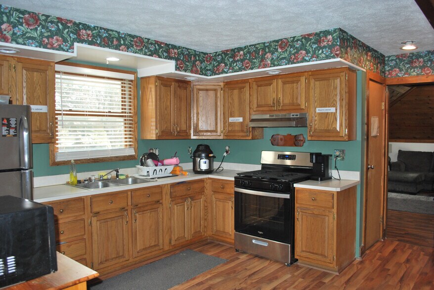 More Photos Of 935 S Ironwood Dr, South Bend Office For Sale