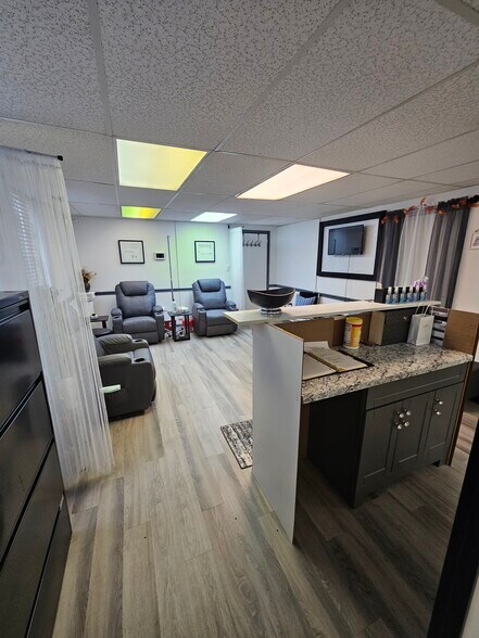 More Photos Of 318 S South St, Gastonia Office For Lease