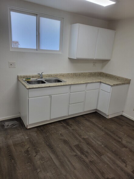 More Photos Of 2207-2211 W Torrance Blvd, Torrance Loft Creative Space For Lease