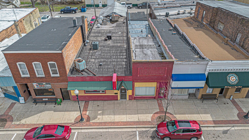 More Photos Of 108 E Ferry St, Berrien Springs Flex For Sale