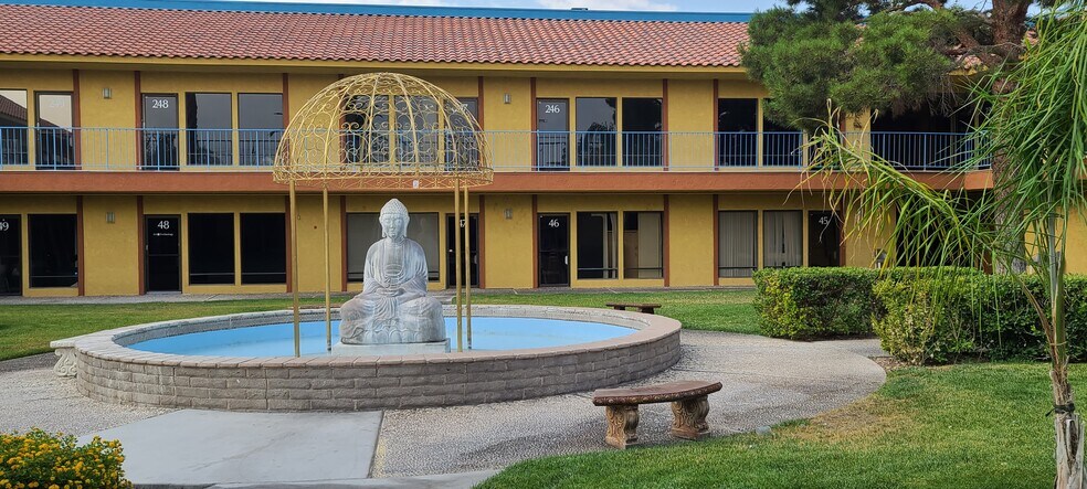 More Photos Of 3355 Spring Mountain Rd, Las Vegas Office For Lease