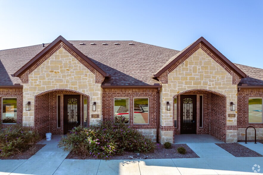 More Photos Of 11655 Independence Pky, Frisco Medical For Lease