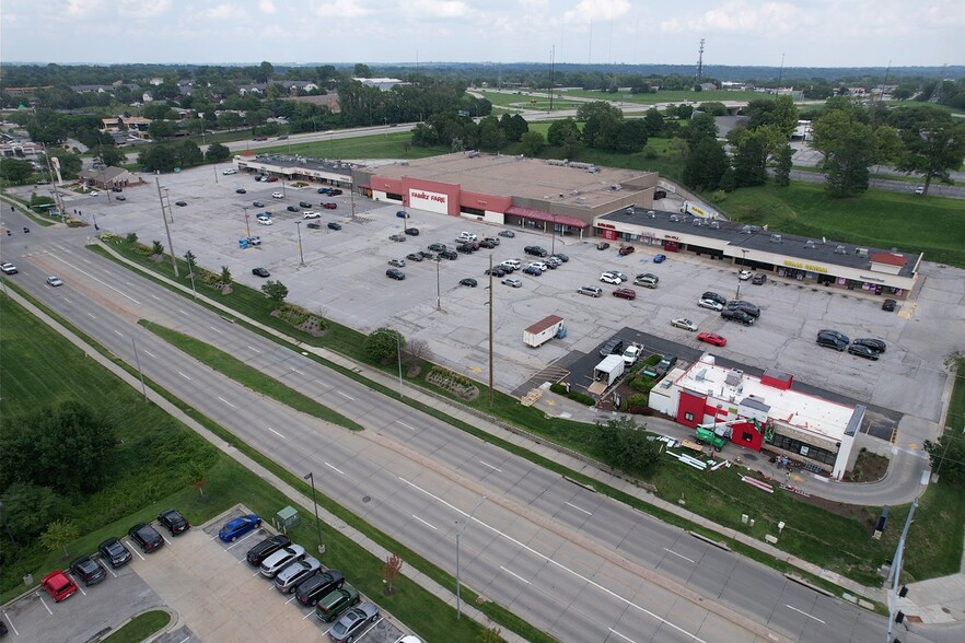 Primary Photo Of 108th & Maple Rd, Omaha Unknown For Lease