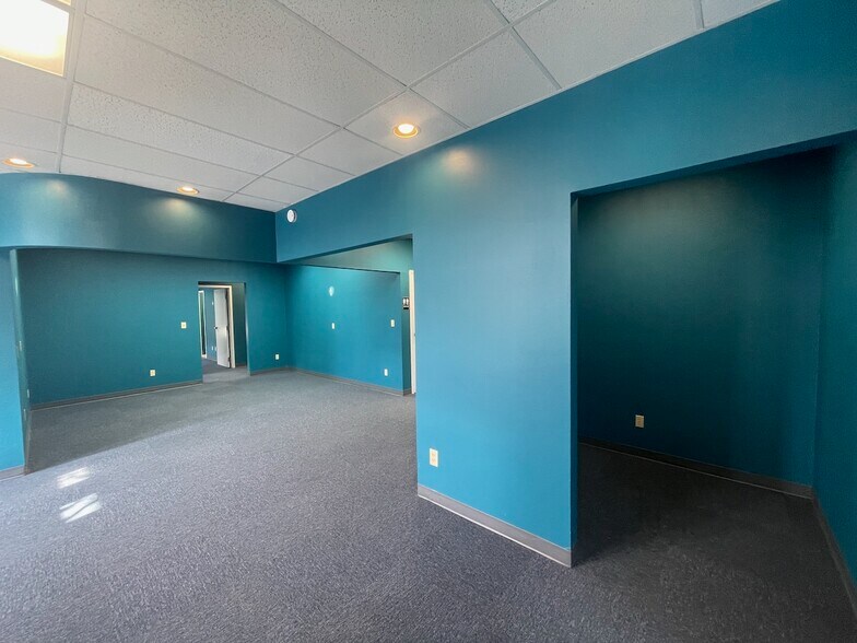 More Photos Of 78 Lynoak Cv, Jackson Medical For Sale