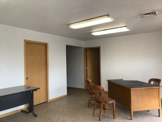 More Photos Of 70 Riverside Loop, Evanston Industrial For Sale