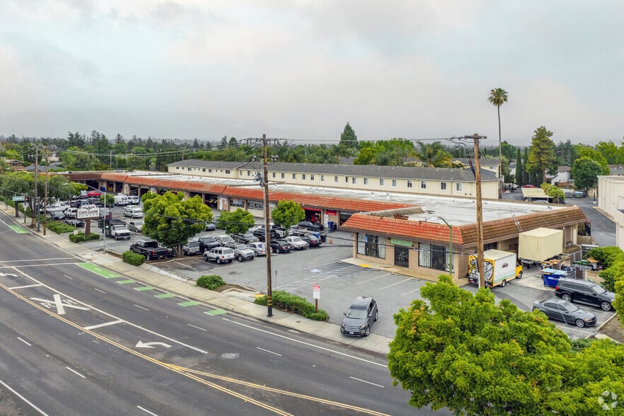 Primary Photo Of 2525-2565 S Winchester Blvd, Campbell Auto Repair For Lease