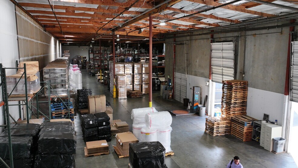 More Photos Of 2071 Ringwood Ave, San Jose Distribution For Lease