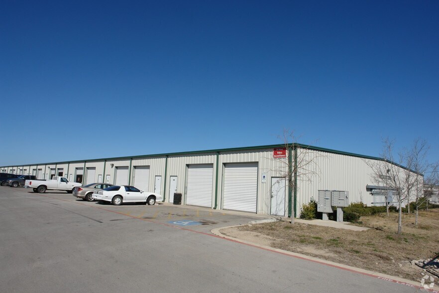 More Photos Of 10027 Harmon Rd, Fort Worth Unknown For Lease