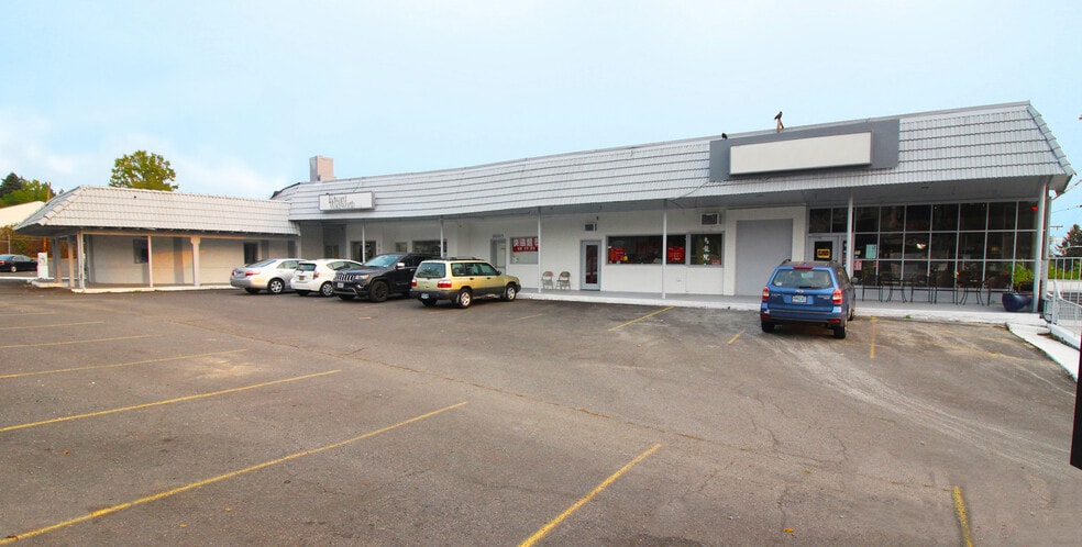 More Photos Of 8640-8680 SW Canyon Rd, Portland Unknown For Lease