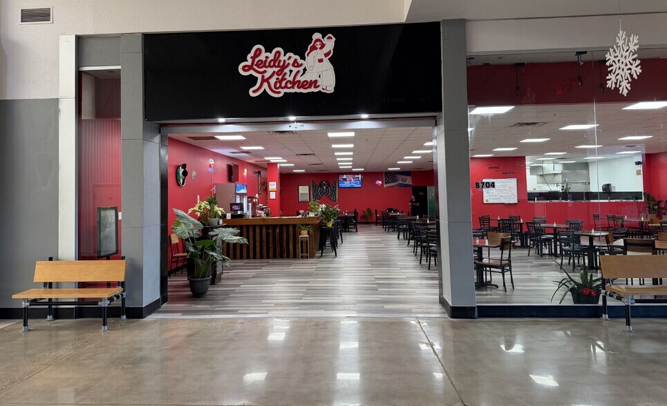 More Photos Of 4800 Texoma Pky, Sherman General Retail For Lease