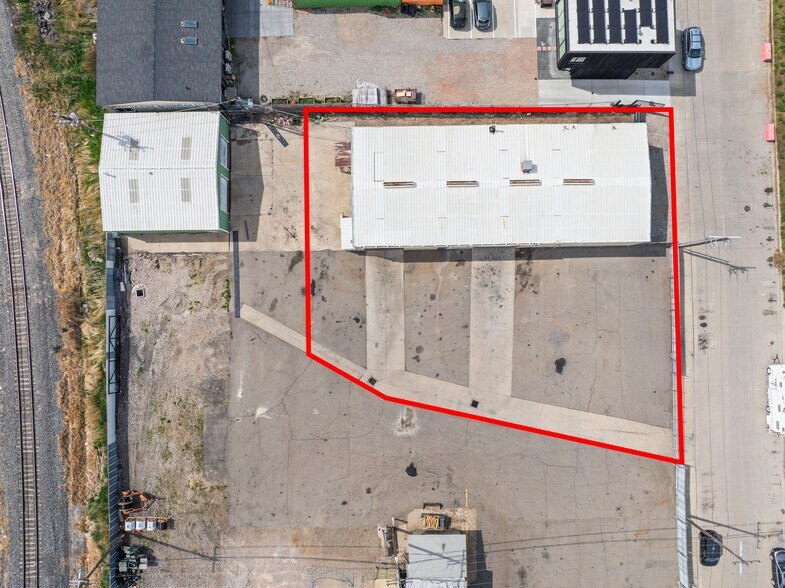 More Photos Of 947 Quayle ave, Salt Lake City Industrial For Lease