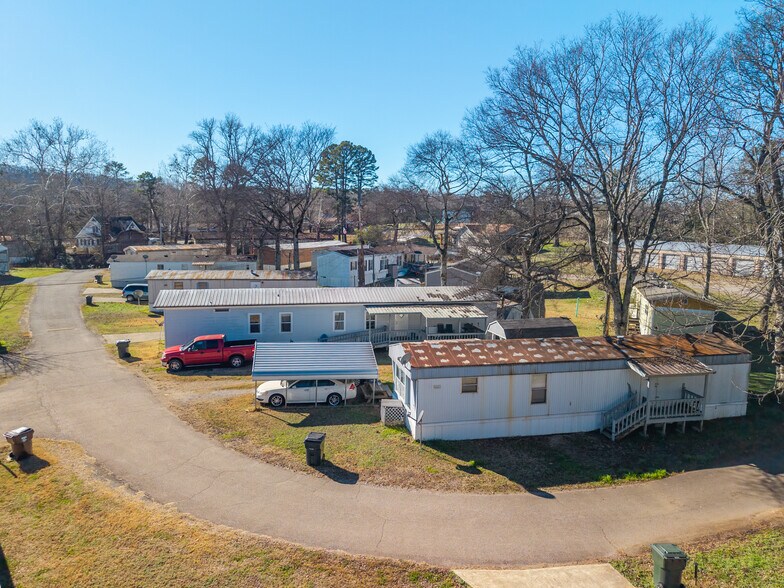 More Photos Of 106 Chance Cir, Mount Ida Multifamily For Sale