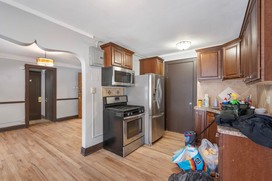 More Photos Of 487 Grand Ave, Saint Paul Apartments For Sale