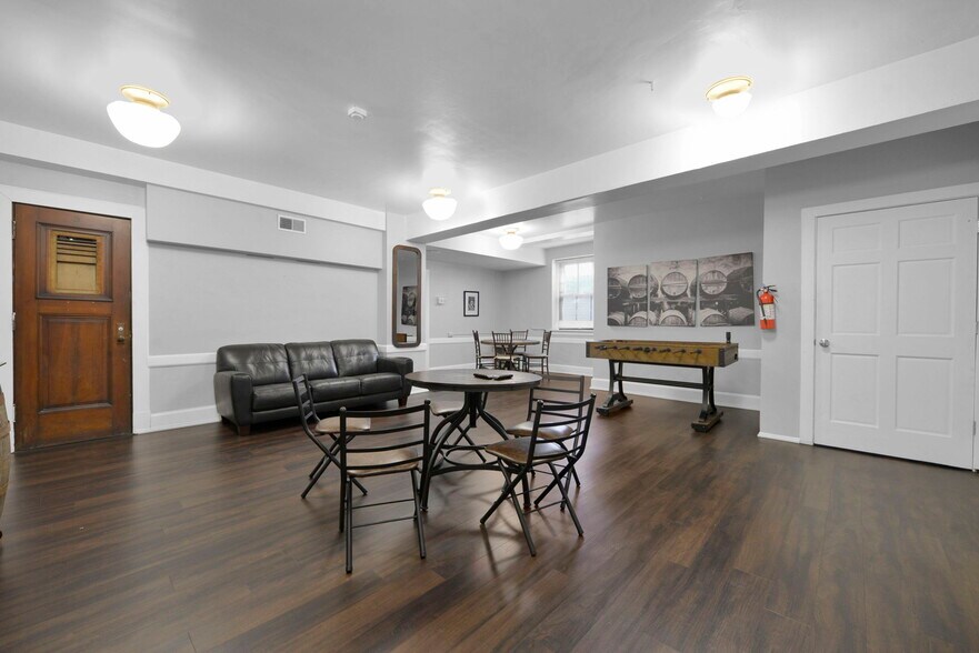 More Photos Of 105 S Paint St, Chillicothe Lodge Meeting Hall For Sale