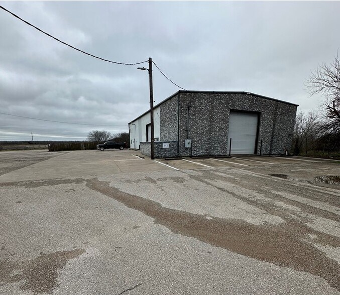 Primary Photo Of 642 US Highway 80 E, Sunnyvale Flex For Lease