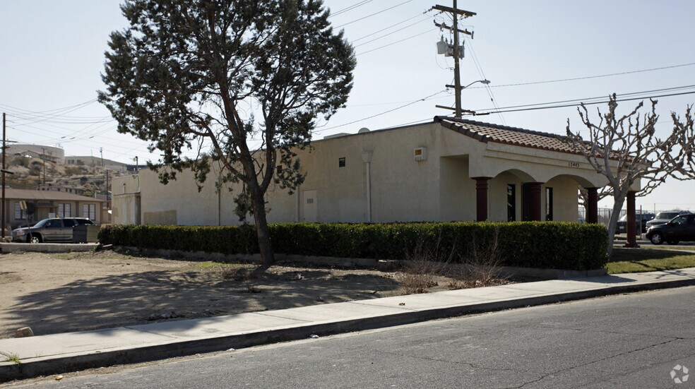 More Photos Of 15445 8th St, Victorville Office For Sale