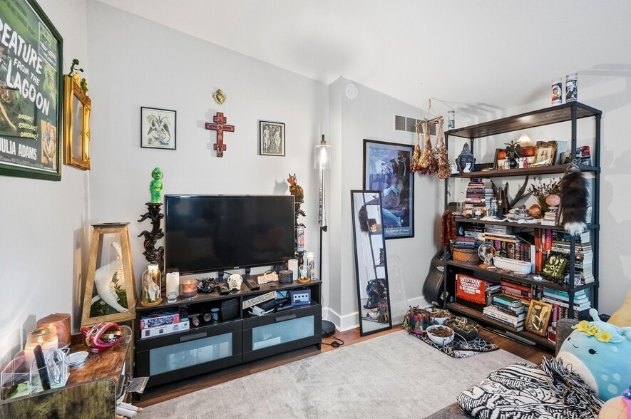 More Photos Of 428-430 Elizabeth St, Cincinnati Apartments For Sale