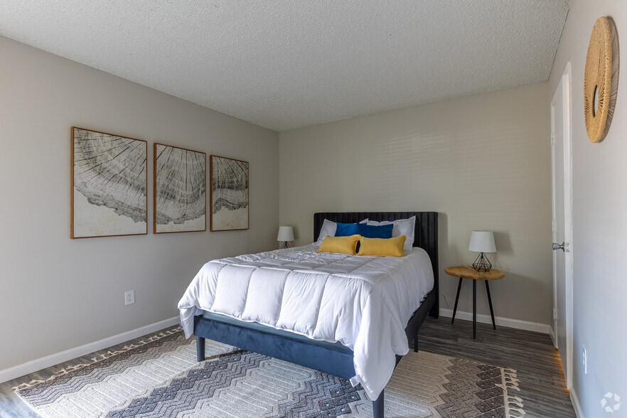 More Photos Of 6402 Albany Ave, Lubbock Apartments For Sale