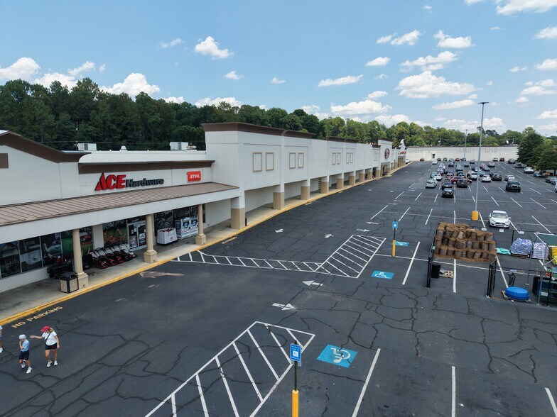 More Photos Of 1520-1821 Richland Ave W, Aiken Unknown For Lease