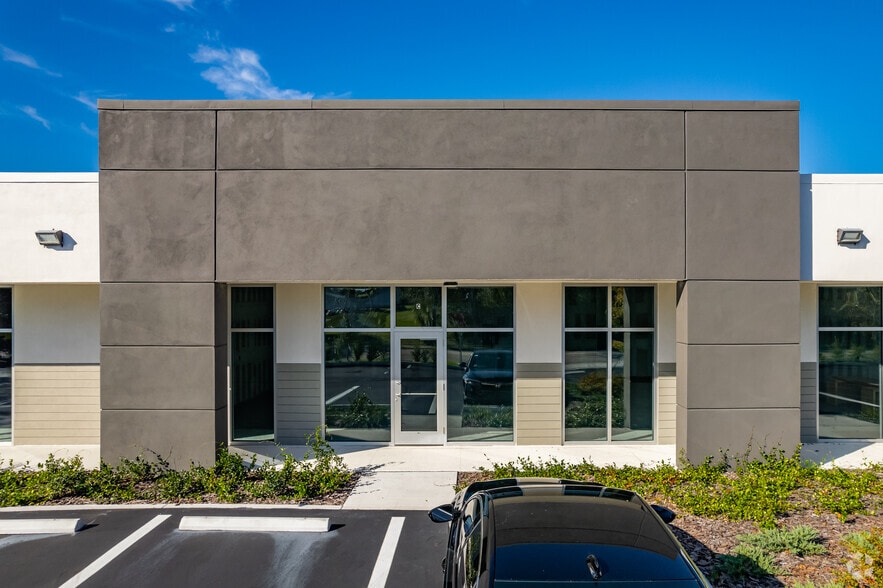 More Photos Of 161 Douglas Rd W, Oldsmar General Retail For Lease
