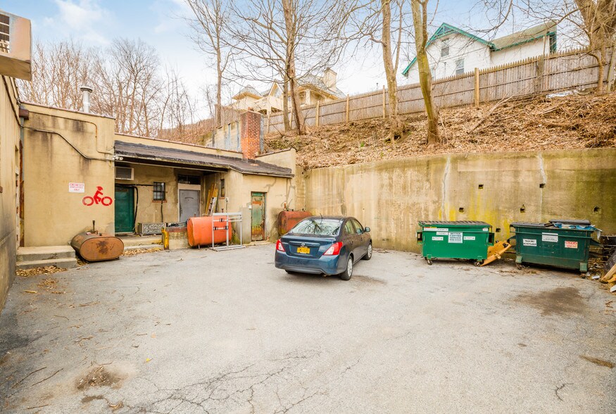 More Photos Of 28 N Central Ave, Hartsdale Storefront For Sale