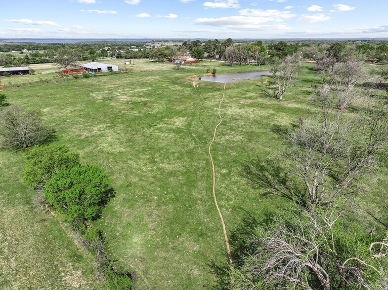 More Photos Of 819 Morrison st, Pilot Point Land For Sale