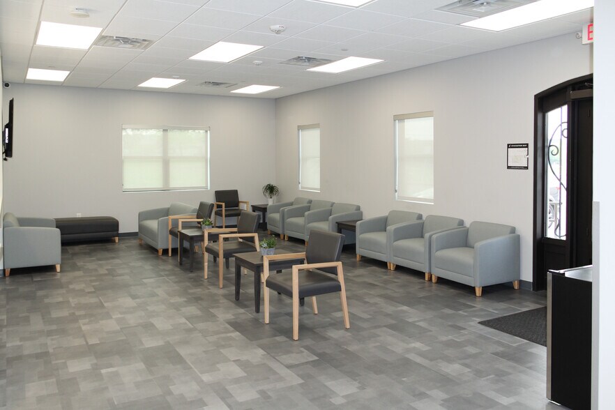 More Photos Of 9819 Huebner Rd, San Antonio Medical For Lease