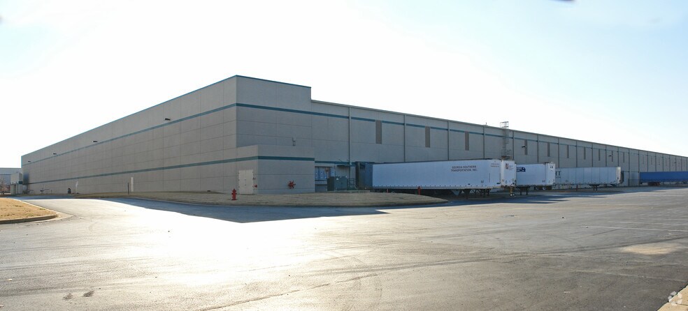 More Photos Of 5750 Challenge Dr, Memphis Warehouse For Lease