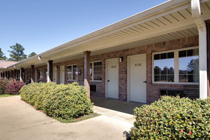 More Photos Of 9693 Hwy 165, Pollock Hotel For Sale