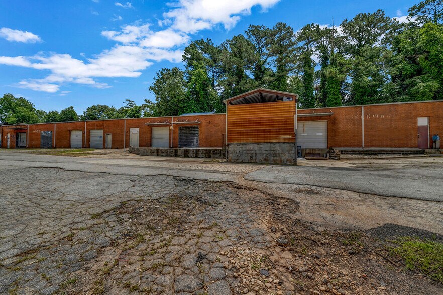 More Photos Of 3923 Covington Hwy, Decatur Food Processing For Sale