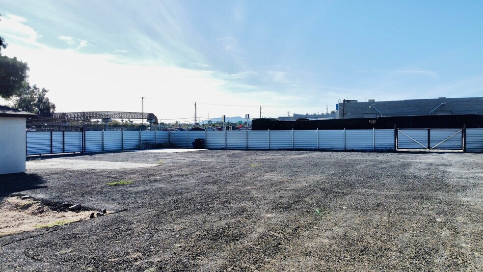 More Photos Of 3662 Park St, Las Vegas Industrial For Sale