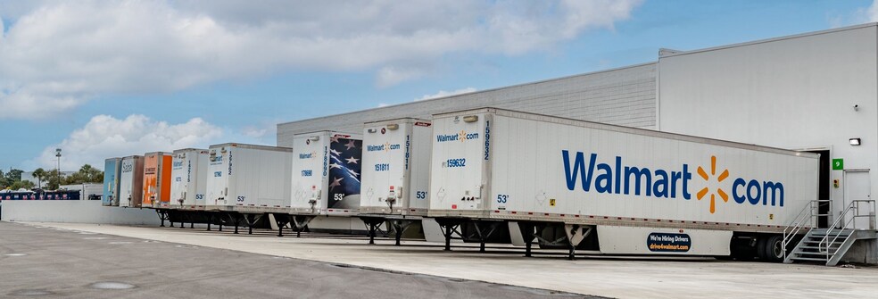 More Photos Of 4100-4300 Okeechobee Rd, Fort Pierce Light Distribution For Lease