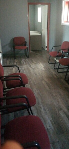 More Photos Of 116 W Grand River Ave, Brighton Storefront Retail Office For Sale