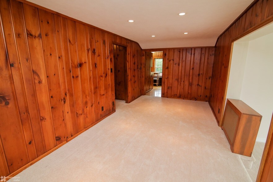 More Photos Of 3305 Municipal Dr, Whitehall Apartments For Sale