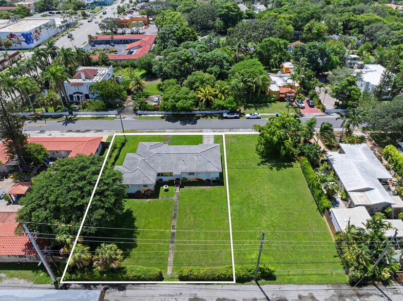 More Photos Of 20 SW 4th St, Dania Office For Sale